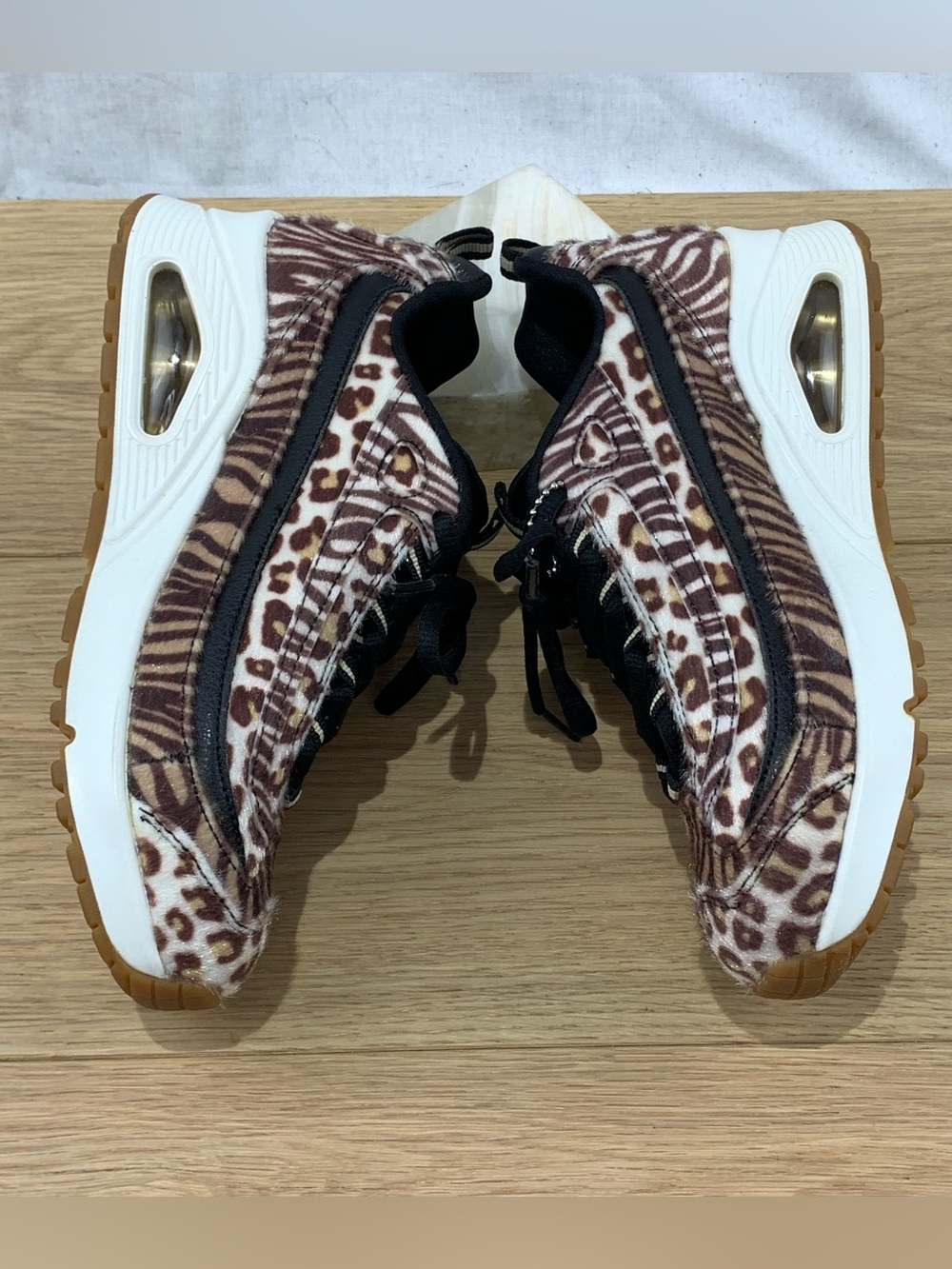 Skechers Uno Exotic Air Los Angeles Women’s 6 Animal Print (fauxe fur) Shoes - Picture 5 of 9